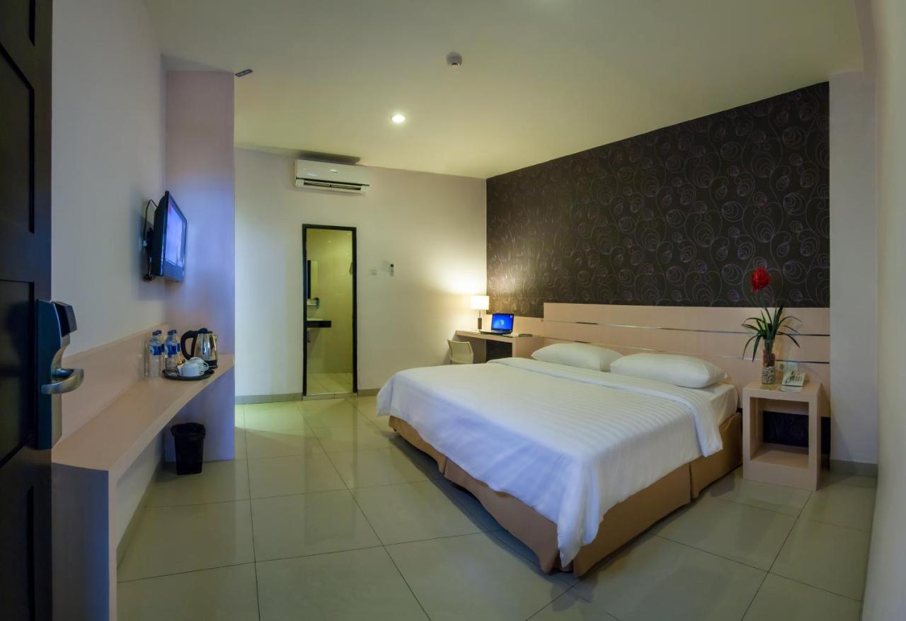 Cordela Hotel Medan Room photo